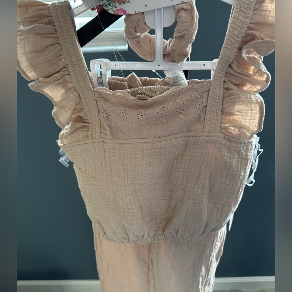 BearPaw Light Pink Textured Garment